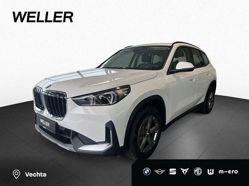 Weiß Gebraucht 2024 BMW X1 Performance SUV | 41.900 € (Guter Preis) - Bild 1/4