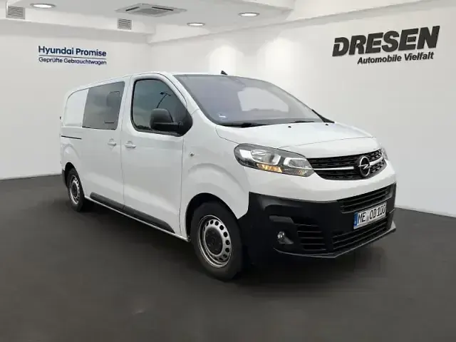 Gebraucht Opel Vivaro-e Combi Edition 120 PS (88 kW) 2023 Weiss Van / Kleinbus