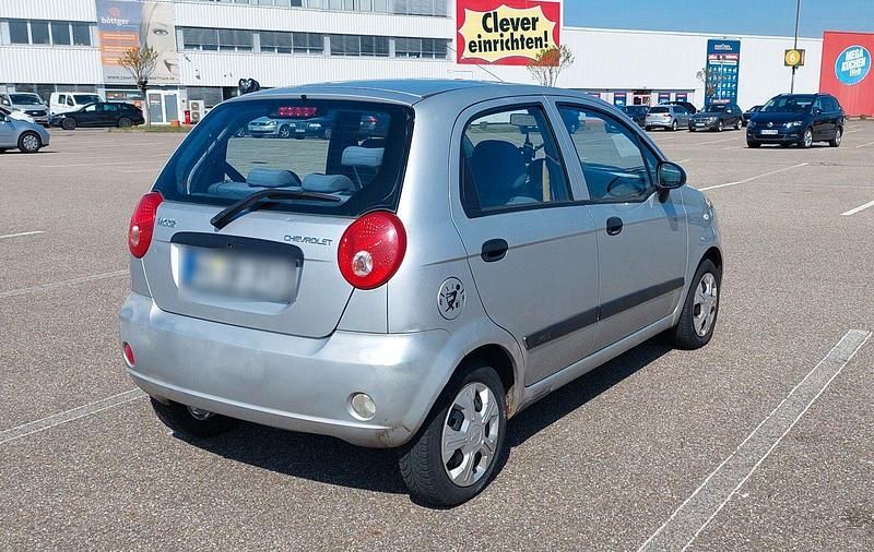 Gebraucht Chevrolet Matiz 52 PS (38 kW) 2009 Silber Kleinwagen