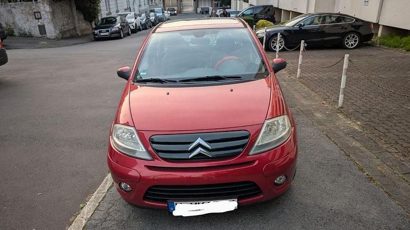 Rot Gebraucht 2008 Citroën C3 Sport Chic Kleinwagen | 2.500 € (Guter Preis) - Bild 1/4