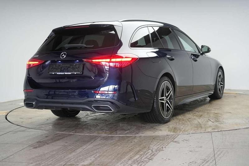 Gebraucht Mercedes C300 AMG 258 PS (189 kW) 2022 Cavansitblau Kombi