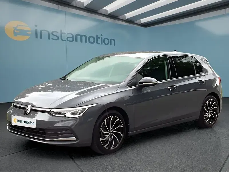 Gebraucht VW Golf VIII 150 PS (110 kW) 2022 Grau Kleinwagen