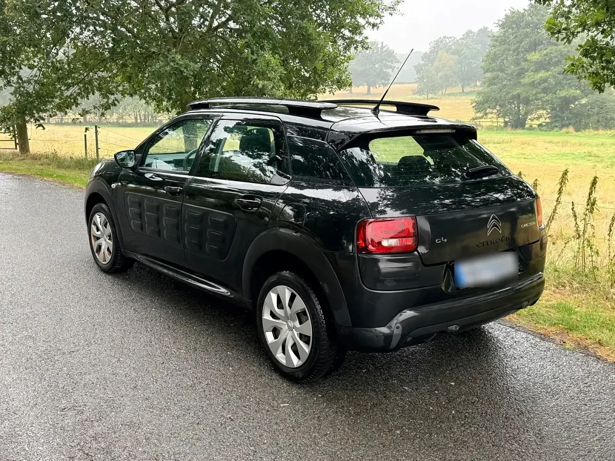 Gebraucht Citroën C4 81 PS (59 kW) 2017 Schwarz SUV