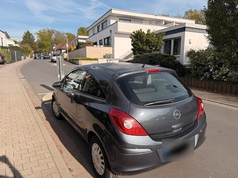 Second-hand Opel Corsa 80 CP (58 kW) 2009 Hatchback