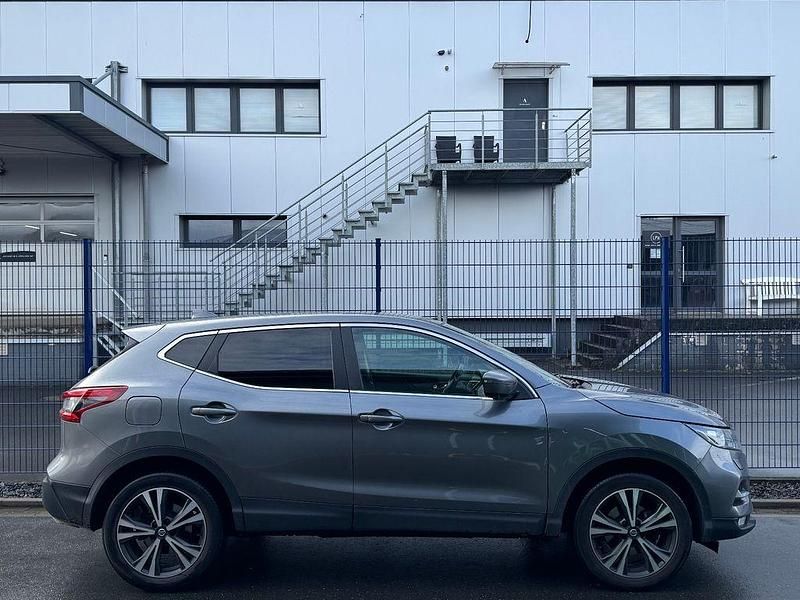 Gebraucht Nissan Qashqai 360º 140 PS (102 kW) 2019 Grau SUV