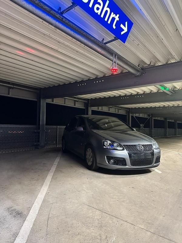 Gebraucht VW Golf V R 110 PS (80 kW) 2006 Grau Kleinwagen