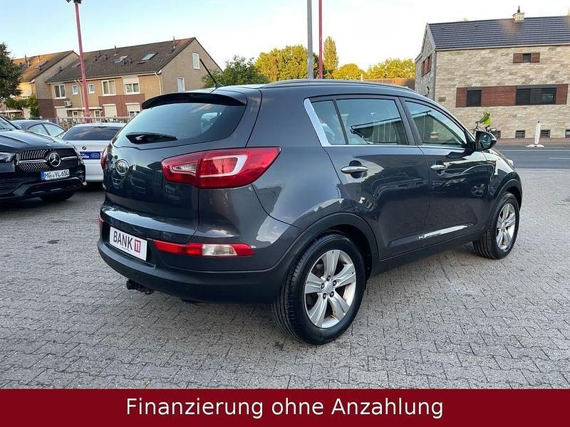 Gebraucht Kia Sportage Vision 163 PS (119 kW) 2010 Grau SUV