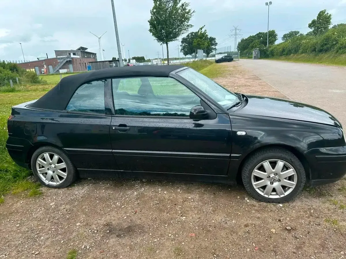 Gebraucht VW Golf 90 PS (66 kW) 2002 Cabrio