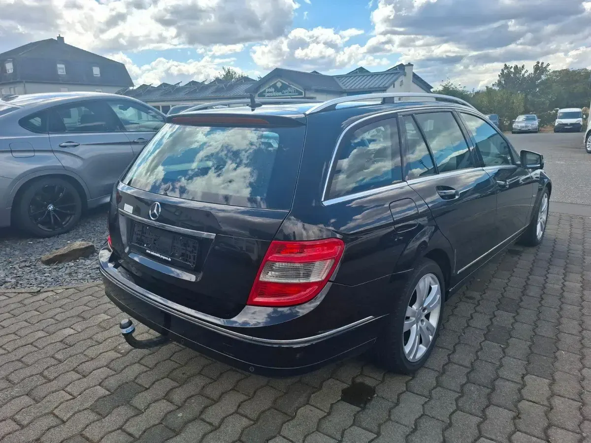 Gebraucht Mercedes C200 Avantgarde 136 PS (100 kW) 2008 Schwarz Kombi