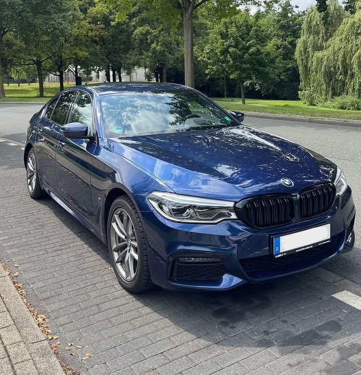 Gebraucht BMW 530e iPerformance 252 PS (185 kW) 2019 Blau Limousine