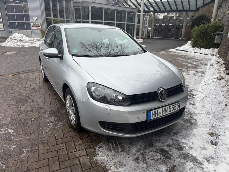 Gebraucht VW Golf VI Comfortline 105 PS (77 kW) 2011 Silber Kleinwagen
