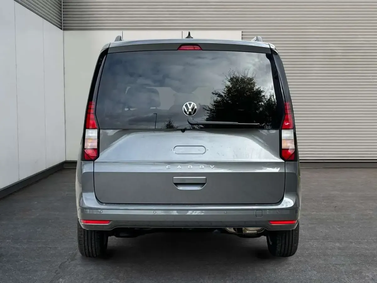Neu VW Caddy Life 122 PS (89 kW) 2025 Grau Van / Kleinbus