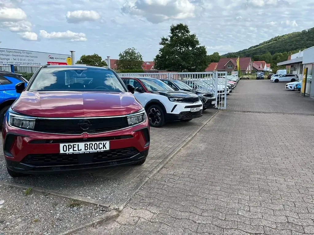Gebraucht Opel Astra Elegance 131 PS (96 kW) 2023 Silber Kleinwagen