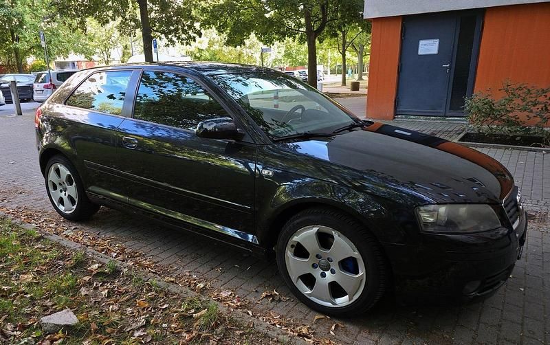 Schwarz Gebraucht 2004 Audi A3 Kleinwagen | 1.399 € (Guter Preis) - Bild 1/4