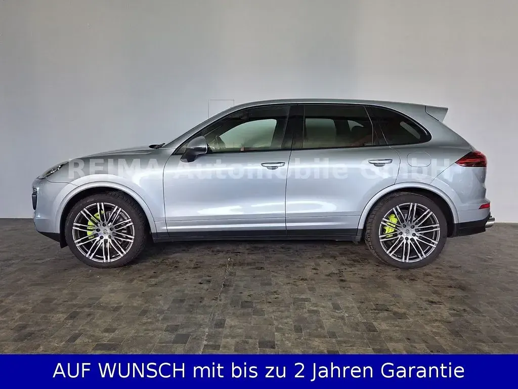 Gebraucht Porsche Cayenne 333 PS (244 kW) 2015 Silber SUV