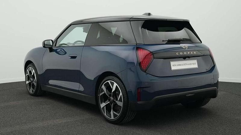 Gebraucht Mini Cooper Favoured 135 kW (184 PS) 2024 Blau Kleinwagen