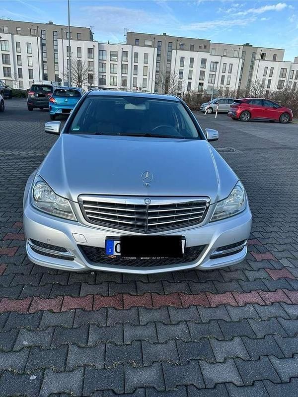 Gebraucht Mercedes C220 170 PS (125 kW) 2013 Silber Limousine