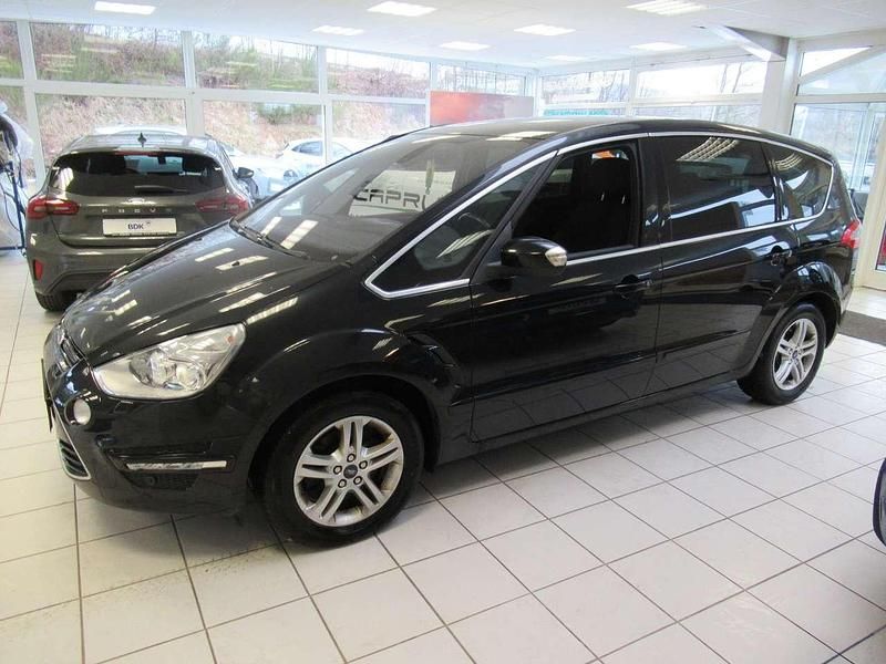 Gebraucht Ford S-MAX Titanium 200 PS (147 kW) 2012 Pantherschwarz Van / Kleinbus