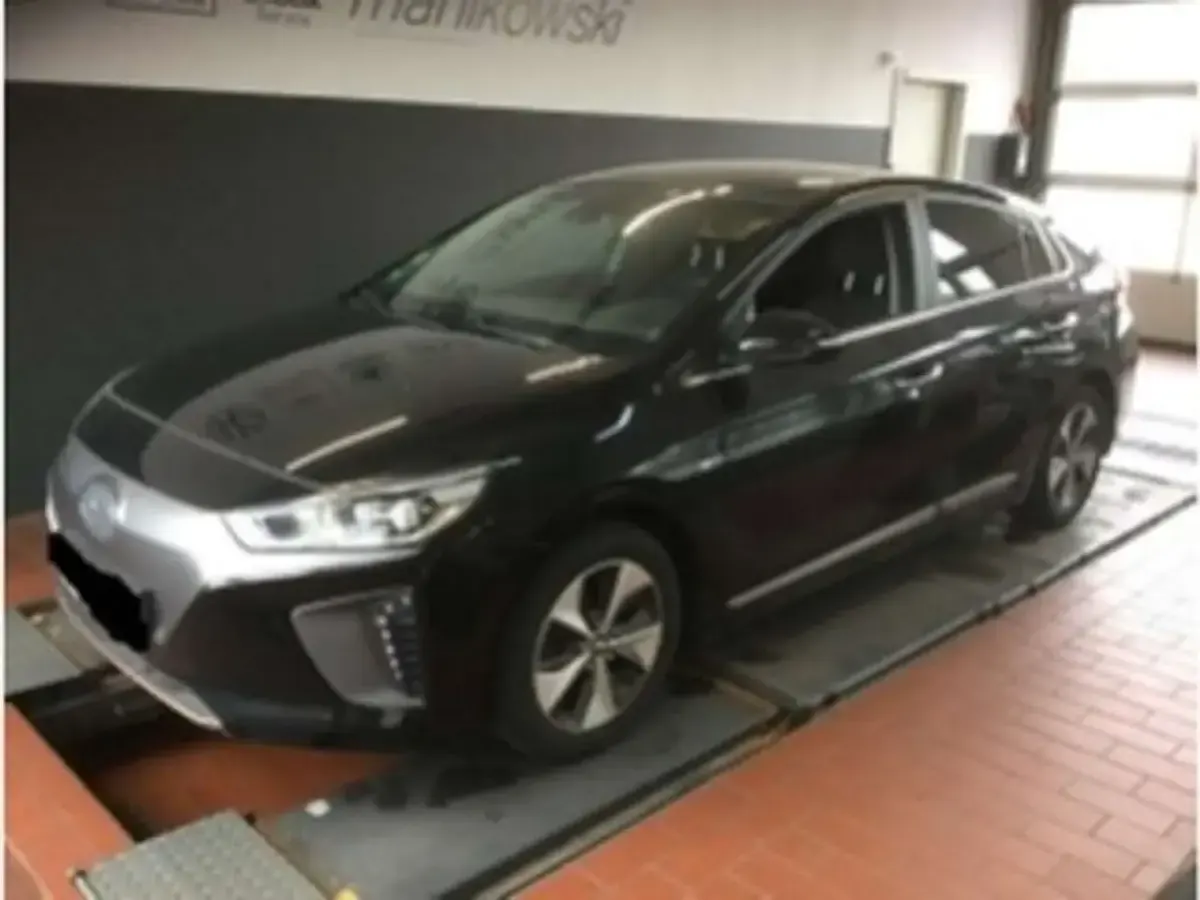 Usado Hyundai Ioniq Style 88 kW (120 CV) 2018 Utilitario