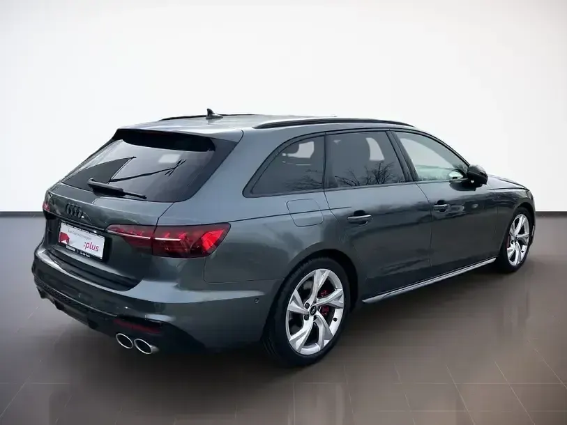 Gebraucht Audi S4 Ambiente 341 PS (250 kW) 2022 Daytonagrau perleffekt Kombi