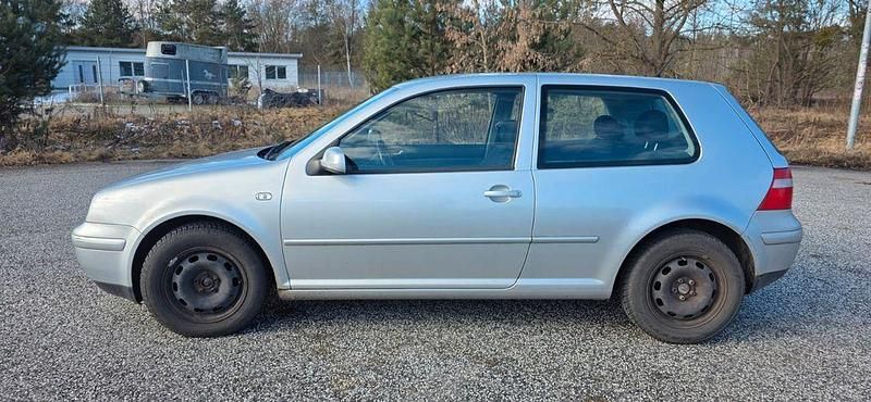 Gebraucht VW Golf IV Pacific 75 PS (55 kW) 2003 Silber Kleinwagen
