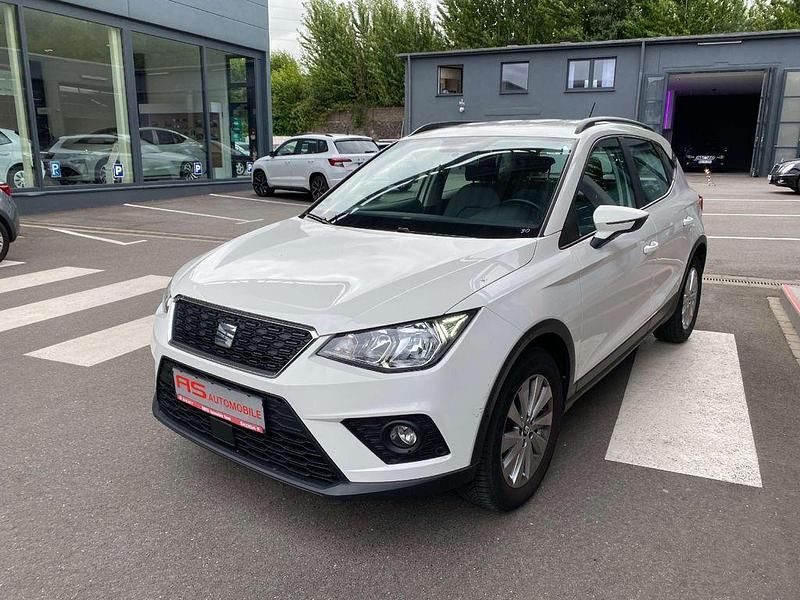 Weiß Gebraucht 2021 Seat Arona Style SUV | 15.880 € (Fairer Preis) - Bild 1/4