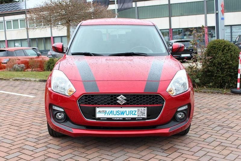 Gebraucht Suzuki Swift Comfort 111 PS (81 kW) 2019 Rot Kleinwagen