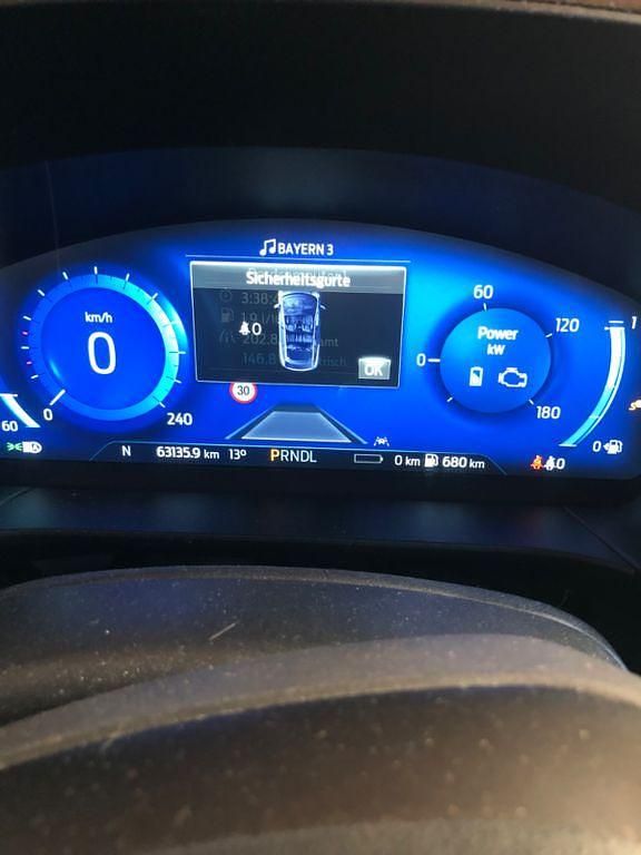 Gebraucht Ford Kuga ST-Line 224 PS (164 kW) 2022 Weiß SUV