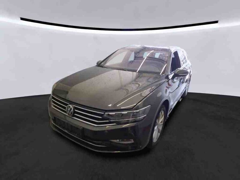 Mangangrau metallic Gebraucht 2022 VW Passat Business Kombi | 26.450 € (Etwas zu teuer) - Bild 1/4
