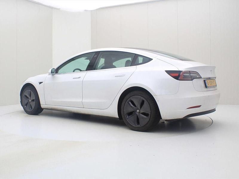 Gebraucht Tesla Model 3 Standard Range 225 kW (306 PS) 2020 Weiß Limousine