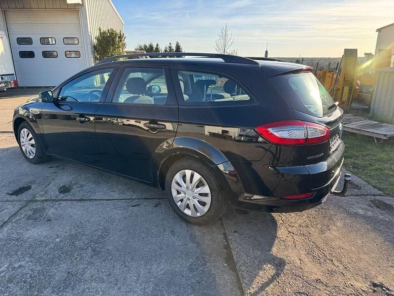 Usado Ford Mondeo Ambiente 140 CV (102 kW) 2011 Familiar