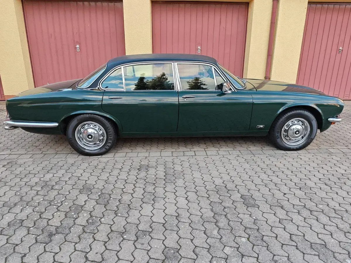 Gebraucht Jaguar XJ12 287 PS (211 kW) 1978 Grün Limousine
