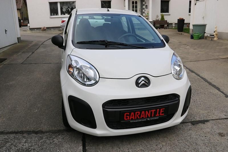 Gebraucht Citroën C1 69 PS (50 kW) 2014 Weiß Kleinwagen