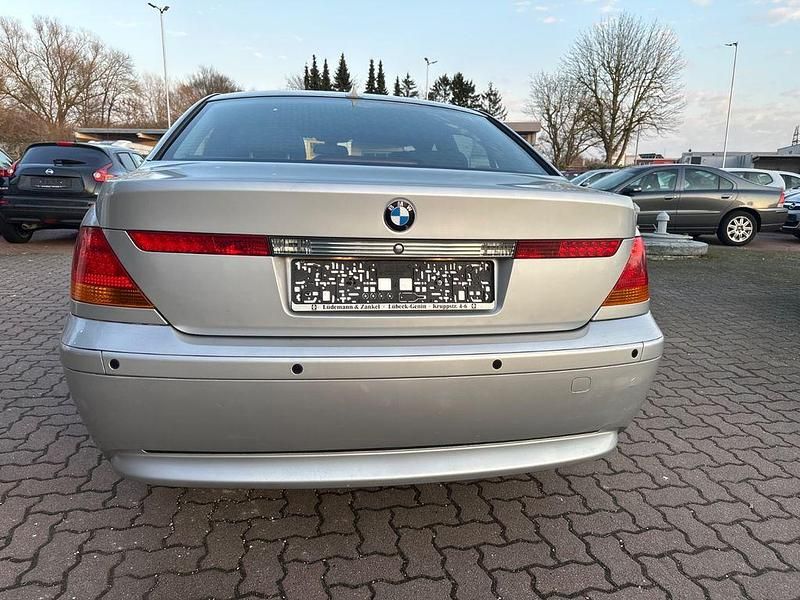 Gebraucht BMW 735 272 PS (200 kW) 2002 Grau Limousine