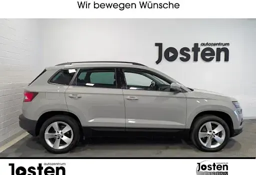 Gebraucht Skoda Karoq Ambition 110 PS (80 kW) 2021 Grau SUV