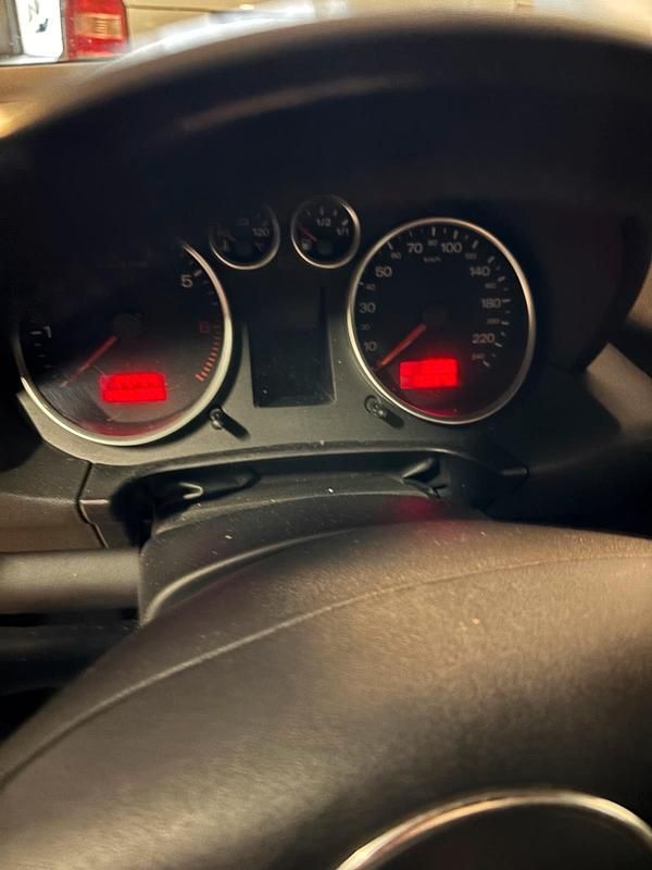 Gebraucht Audi A2 75 PS (55 kW) 2001 Silber Kleinwagen