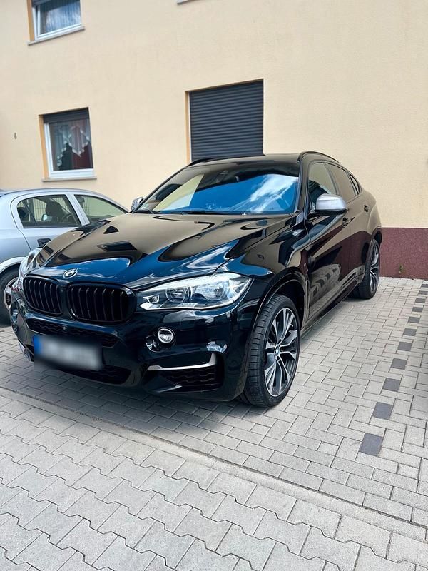 Schwarz Gebraucht 2018 BMW X6 M50 SUV | 34.700 € (Guter Preis) - Bild 1/4