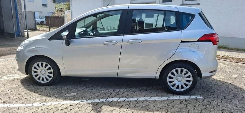 Occasion Ford B-MAX Titanium 101 ch (74 kW) 2015 Gris Monospace