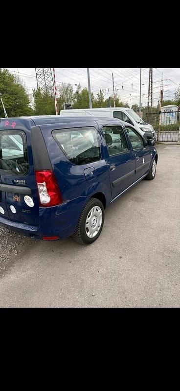 Second-hand Dacia Logan 75 CP (55 kW) 2009 Albastru Break