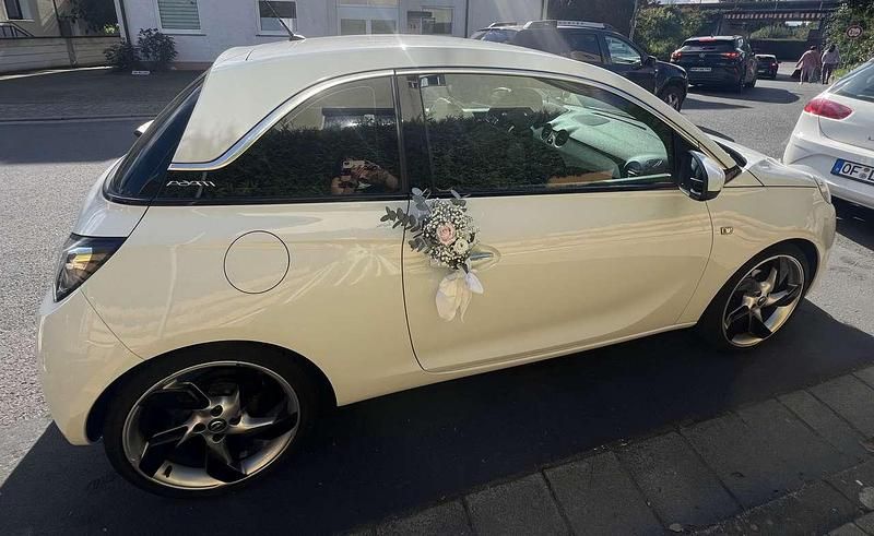 Gebraucht Opel Adam 69 PS (50 kW) 2013 Weiß Kleinwagen