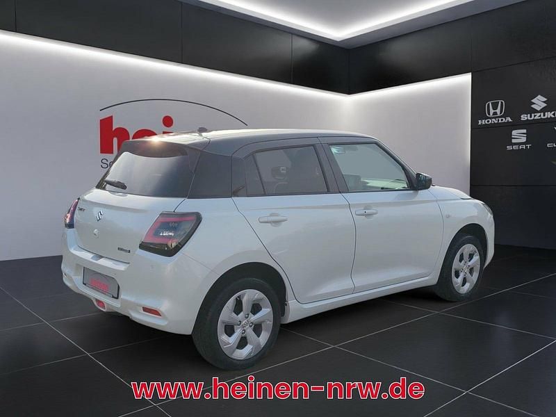 Gebraucht Suzuki Swift Comfort 83 PS (61 kW) 2025 Pure/mineral gray Kleinwagen