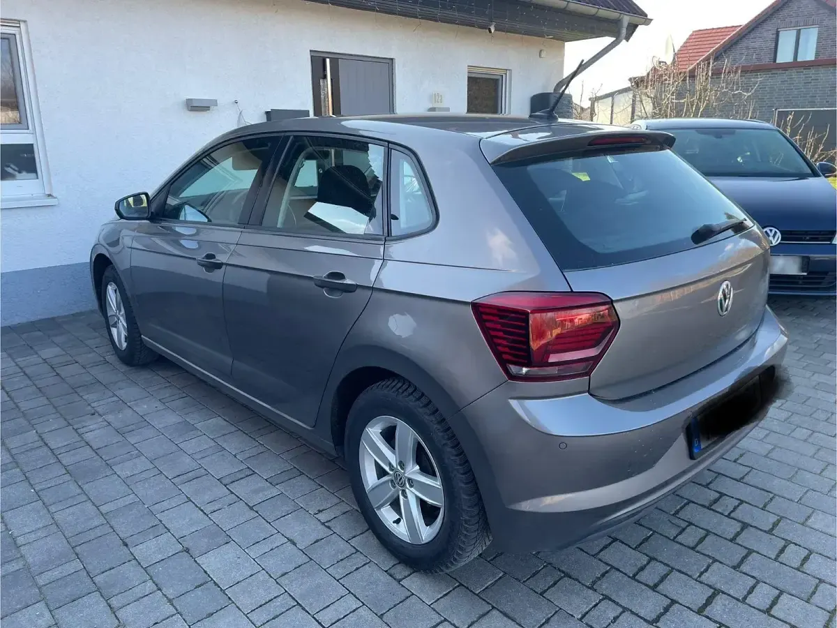 Second-hand VW Polo Comfortline 95 CP (69 kW) 2021 Gri Hatchback