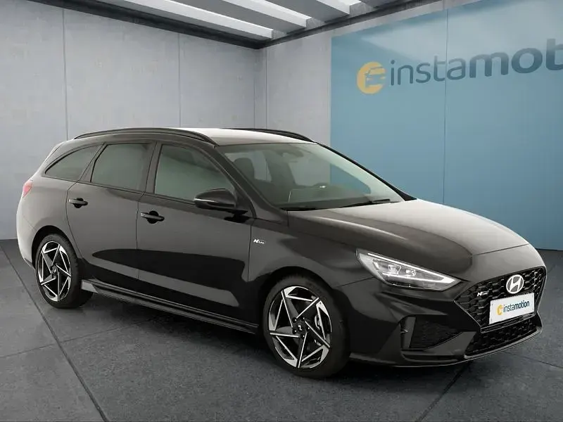 Neu Hyundai i30 150 PS (110 kW) 2026 Grün Kombi