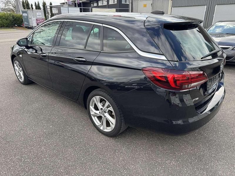 Gebraucht Opel Astra Dynamic 136 PS (100 kW) 2016 Schwarz Kombi