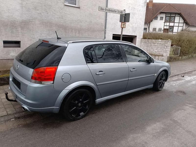 Gebraucht Opel Signum Sport 211 PS (155 kW) 2005 Kleinwagen