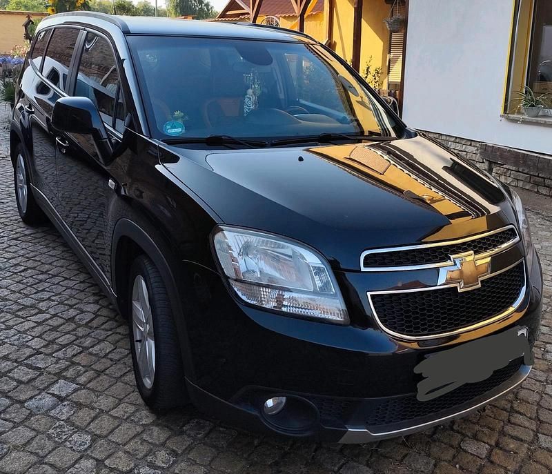 Gebraucht Chevrolet Orlando 163 PS (119 kW) 2013 Schwarz Van / Kleinbus