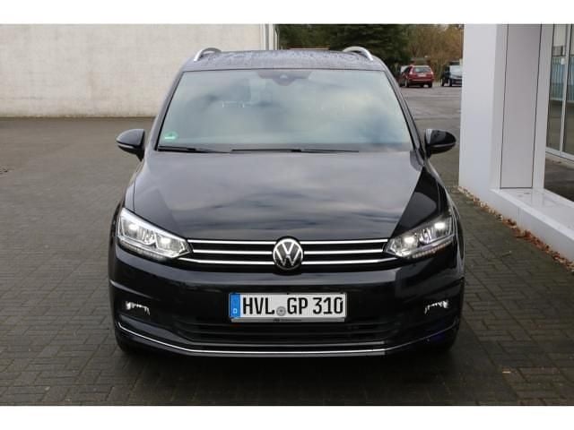Używany VW Touran Active 150 KM (110 kW) 2022 Czarny Minivan