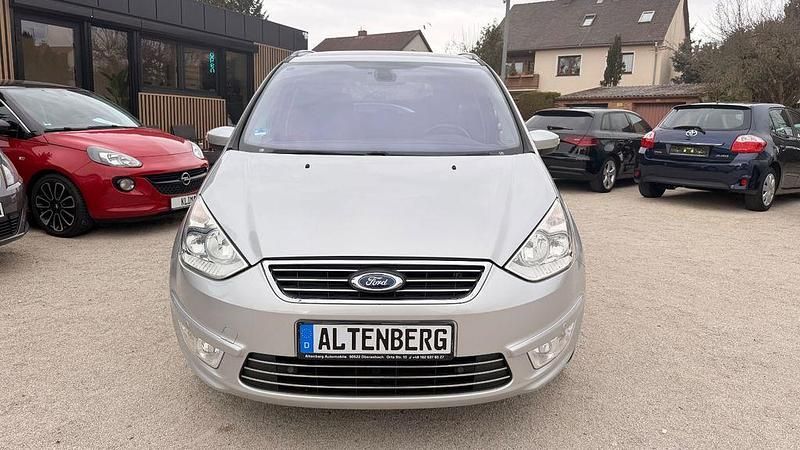Gebraucht Ford Galaxy Titanium 140 PS (102 kW) 2012 Silber Van / Kleinbus