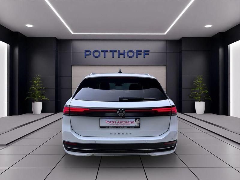 Gebraucht VW Passat Business 150 PS (110 kW) 2025 Pure white Kombi