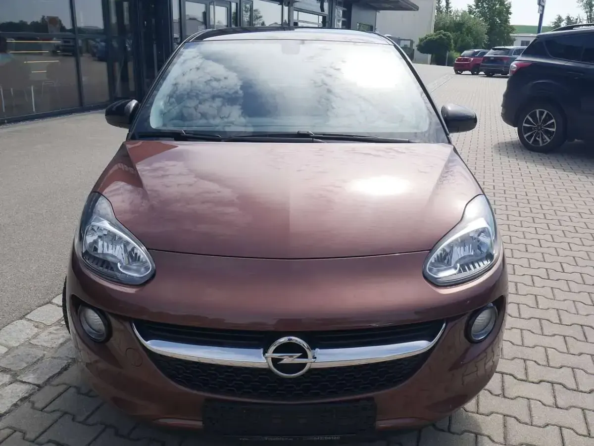 Gebraucht Opel Adam Glam 101 PS (74 kW) 2016 Robin red/ u:cupcake brown Kleinwagen
